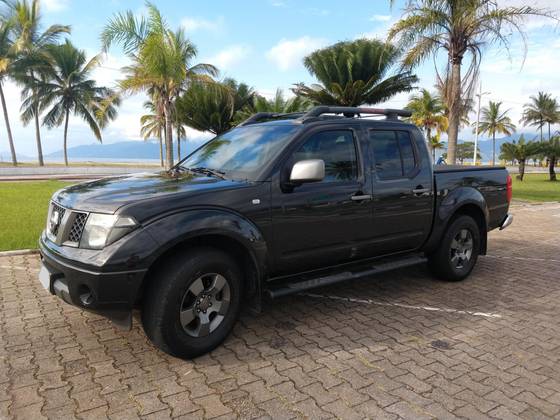 NISSAN FRONTIER 2.5 LE ATTACK 4X4 CD TURBO ELETRONIC DIESEL 4P AUTOMÁTICO